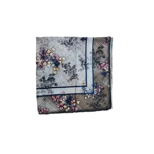 روسری زنانه مدل  نخی دور دوز