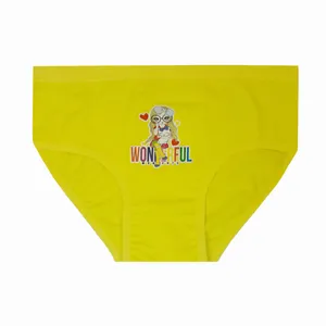 شورت دخترانه طرح کارتونی کد 120272