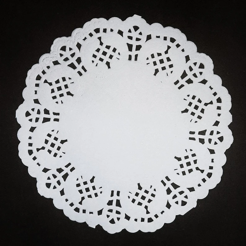 کاغذ شیرینی پزی مدل گیپور طرح دایره 14x14 بسته 100 عددی