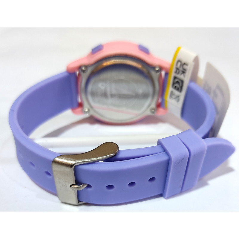 ساعت مچی دیجیتال کیو اند کیو مدل M208J005Y ساعت مچی دیجیتال کیو اند کیو مدل M208J005Y