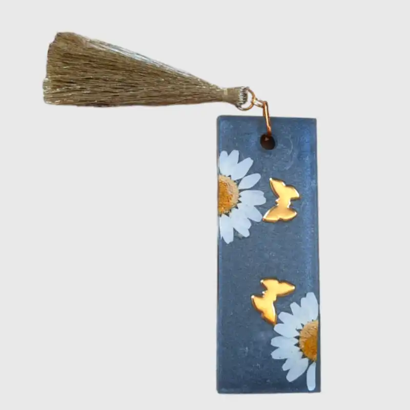 نشانگر کتاب مدل بابونه طبیعی و پروانه