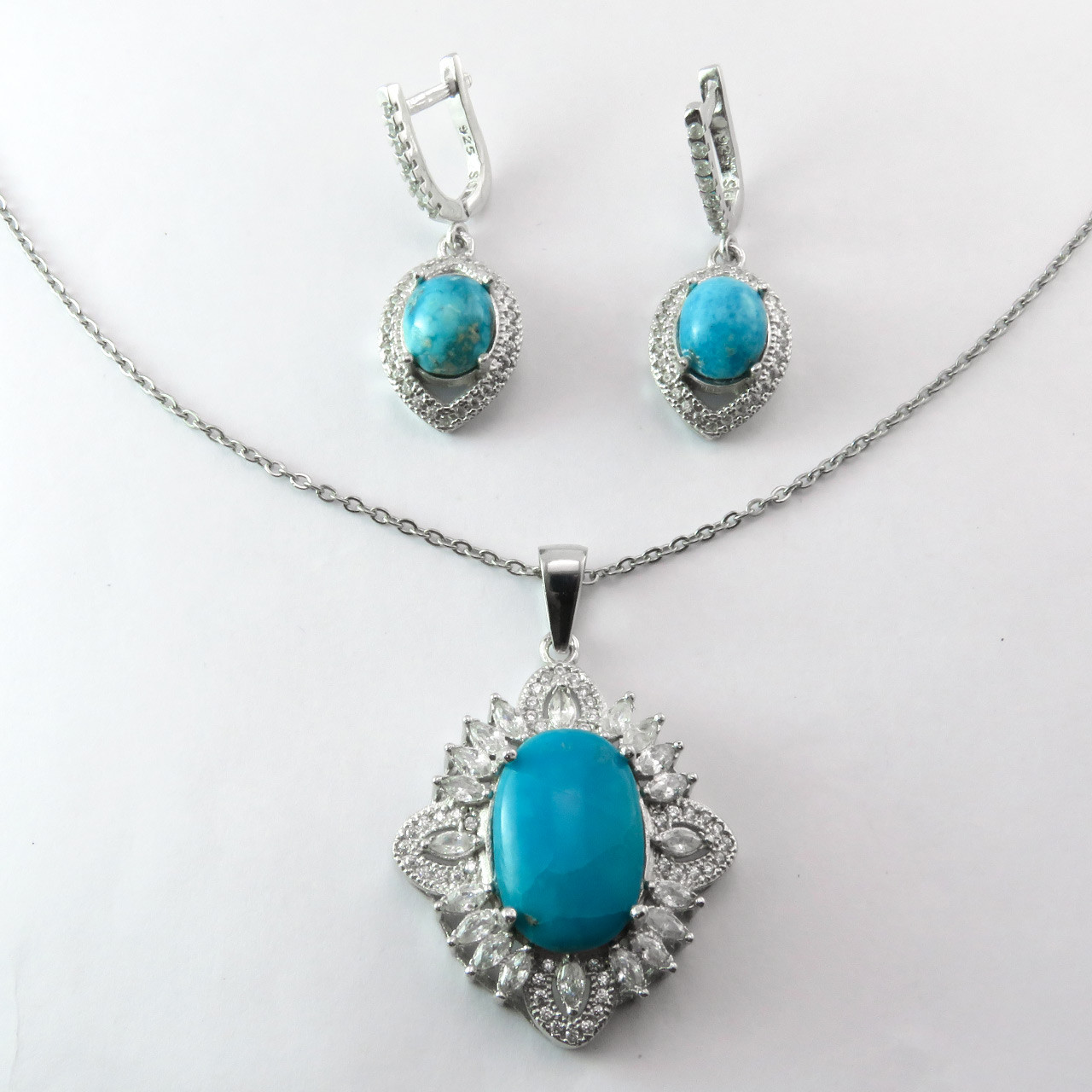 نیم ست نقره زنانه کد AV095 نیم ست نقره زنانه کد AV095