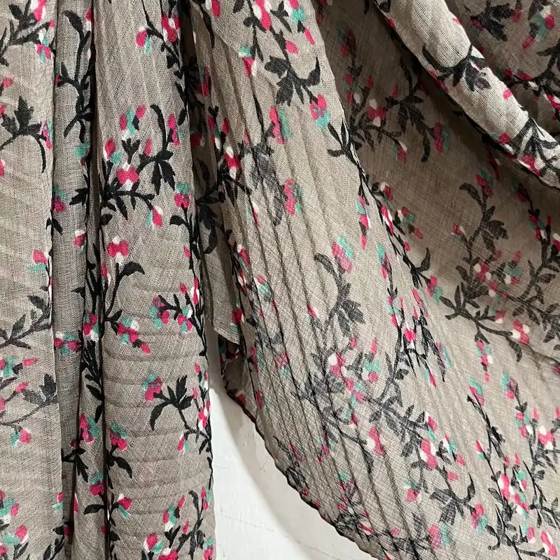 شال زنانه مدل پلیسه مجلسی گل ریز