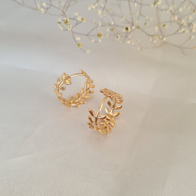 گوشواره زنانه ژوپینگ مدل برگ حلقه ای