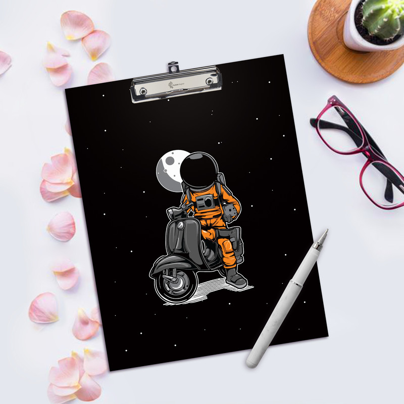 کلاسور پدیده نقش مدل فضا نورد 26 حلقه به همراه تخته شاسی