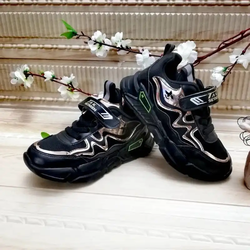 کفش مخصوص پیاده روی بچگانه مدل K038