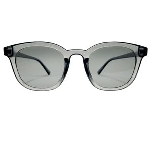 نقد و بررسی عینک آفتابی جنتل مانستر مدل V8512nmbl توسط خریداران