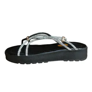 صندل زنانه مدل شایان