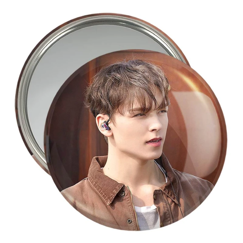 آینه جیبی خندالو مدل ورنون گروه سونتین Seventeen  کد 21510