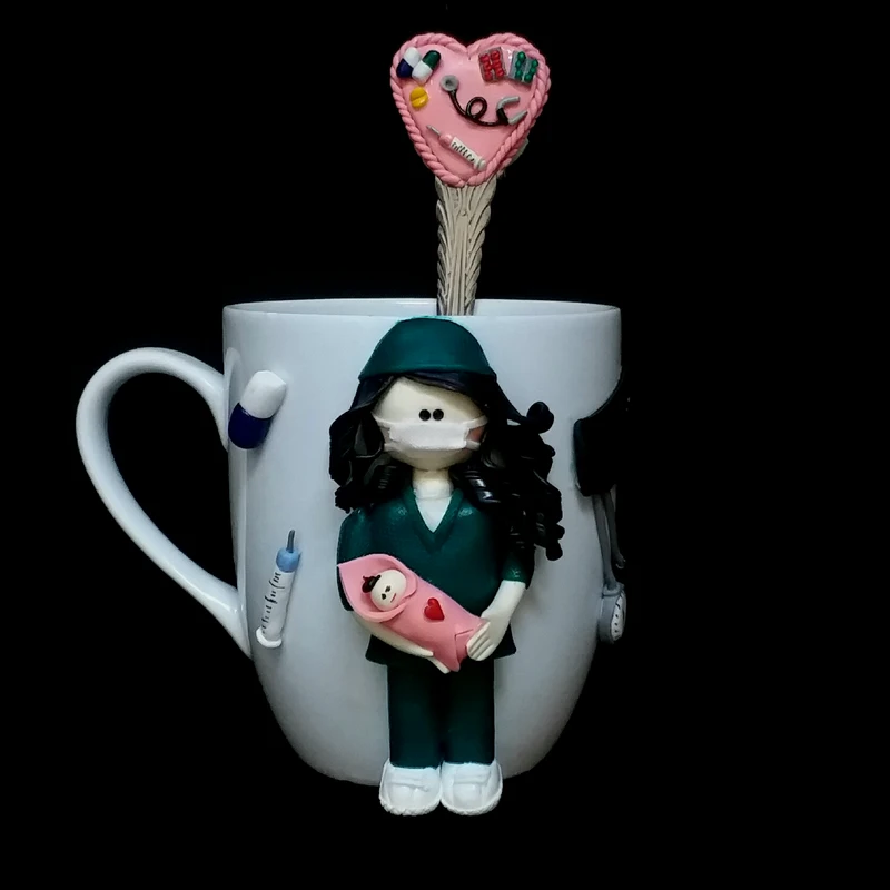 ماگ سرامیکی مدل پرستار مامایی کد L667 به همراه قاشق