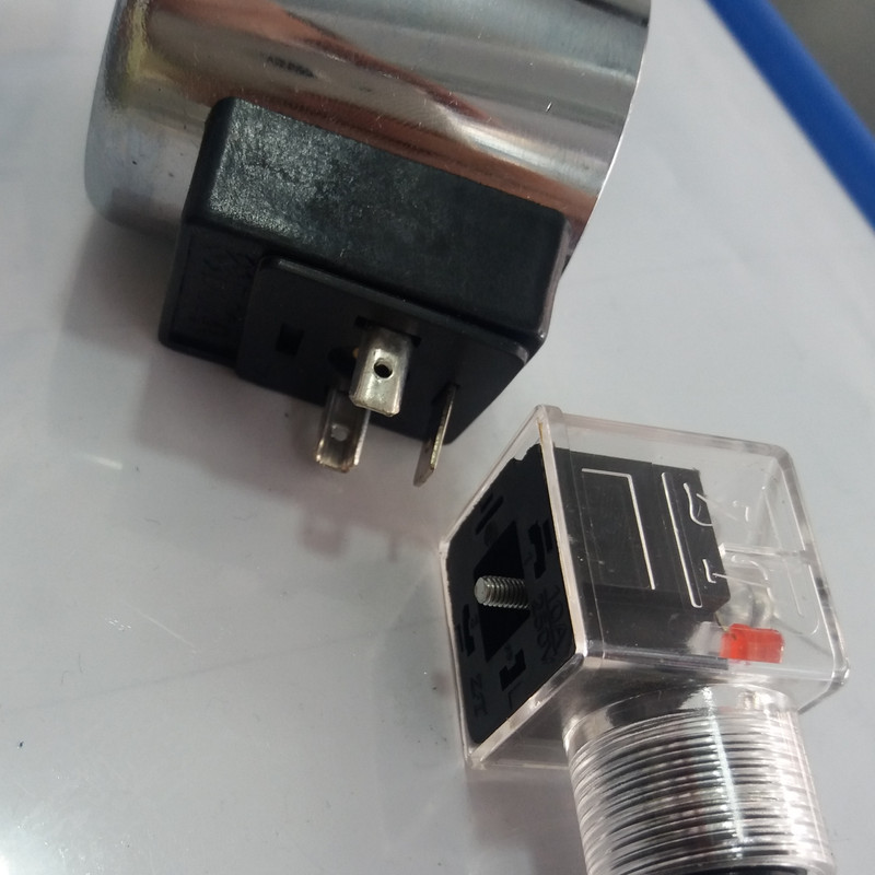 سوکت شیر برقی هیدرولیک کد 3Ac-Bg بسته 10 عددی