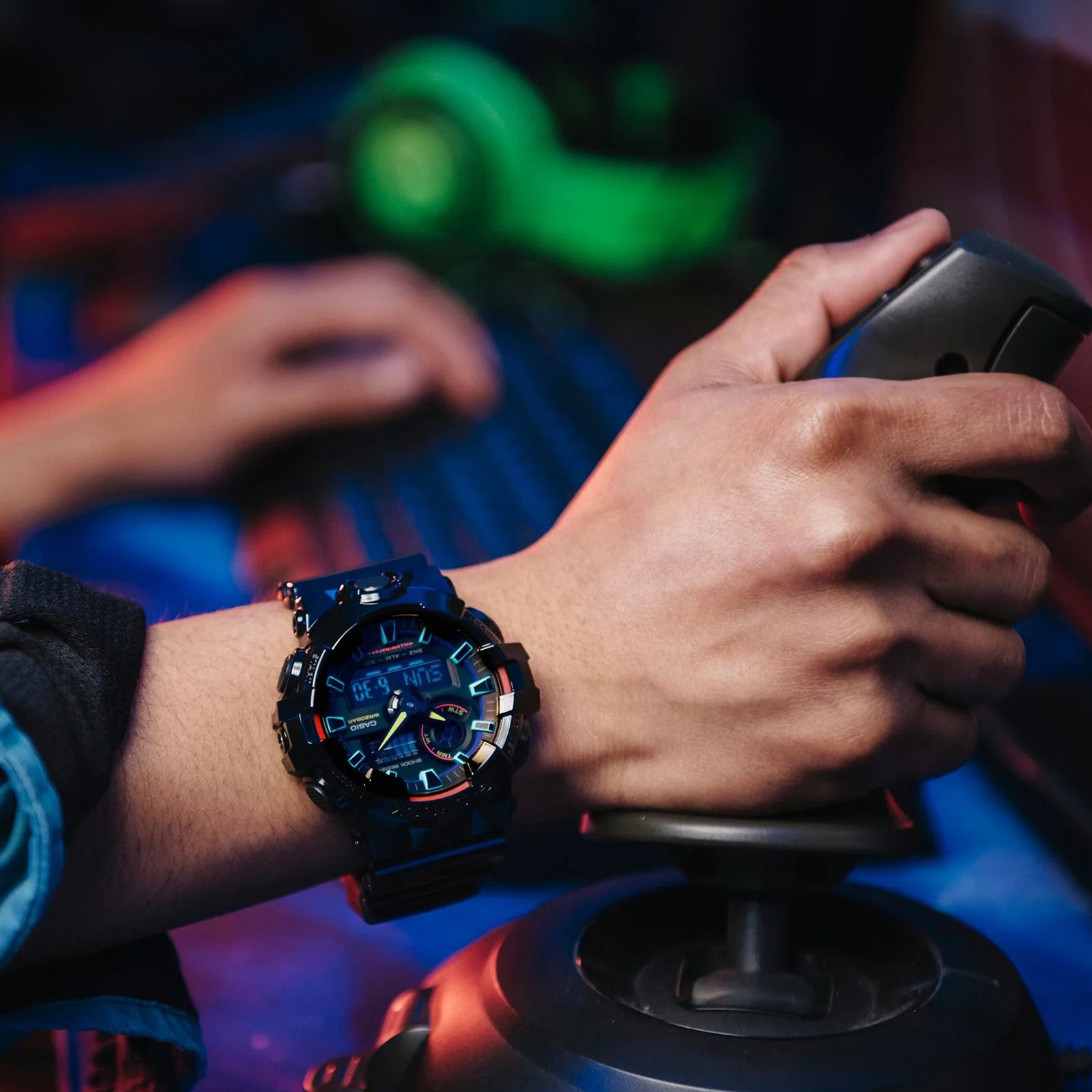 ساعت مچی عقربه‌ای مردانه کاسیو مدل GA-700RGB-1ADR -  - 5
