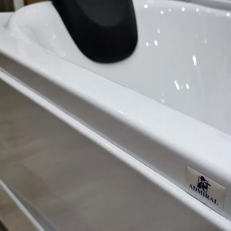 وان حمام آدمیرال مدل شانلی کنج راست