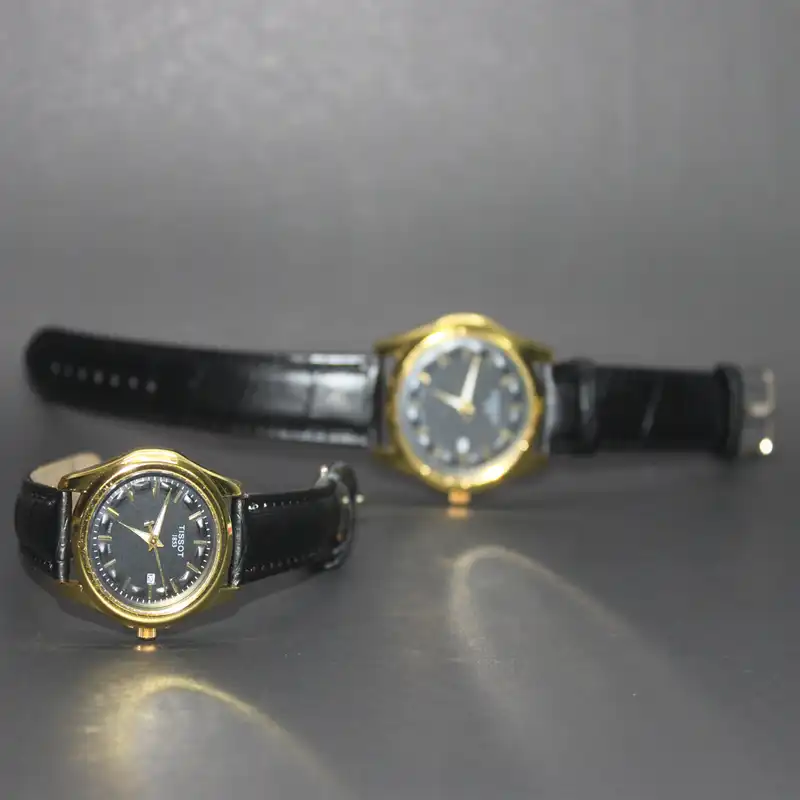 ست ساعت مچی عقربه ای زنانه و مردانه مدل TST2