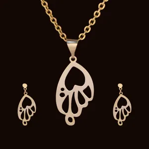 نیم ست طلا 18 عیار زنانه آمانژ کد D9976