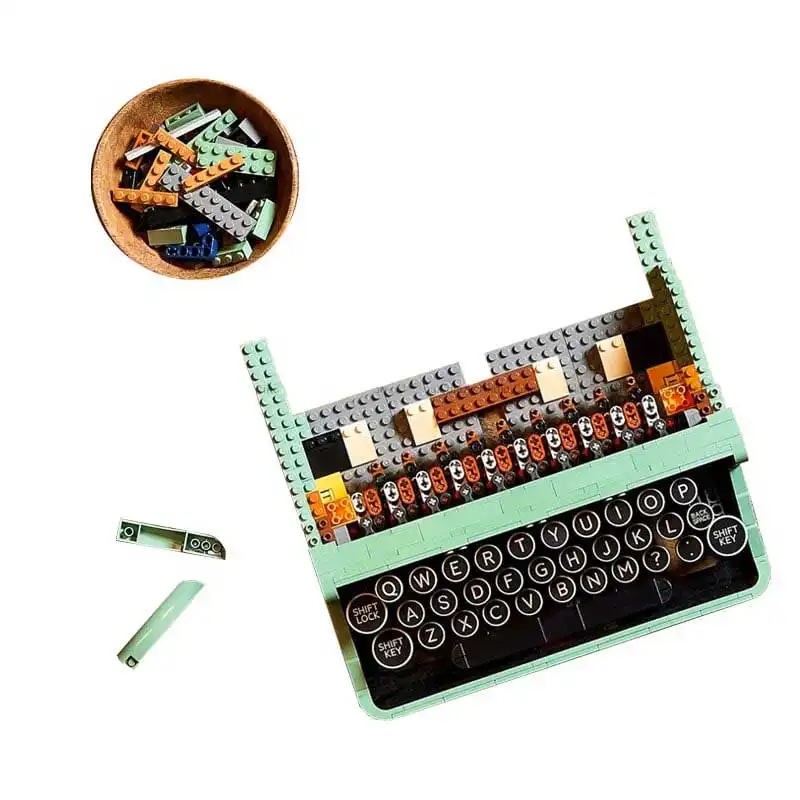 ساختنی مدل ماشین تحریر 2079 قطعه