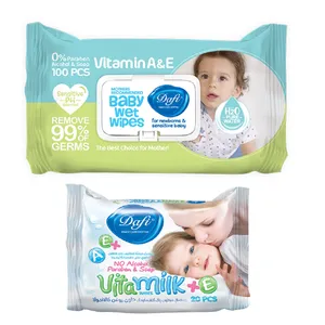 دستمال مرطوب کودک دافی مدل Sensitive بسته 100عددی به همراه دستمال مرطوب کودک دافی مدل Vita Milk بسته 20عددی مجموعه دوعددی