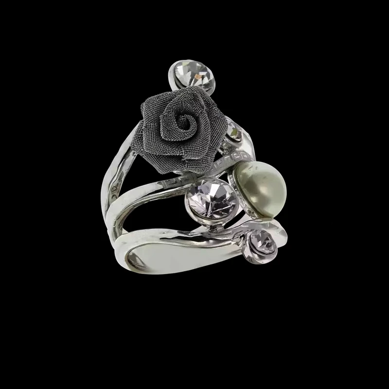 انگشتر زنانه مدل گل نگینی مجلسی 