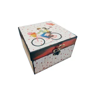 جعبه هدیه مدل روز عشق