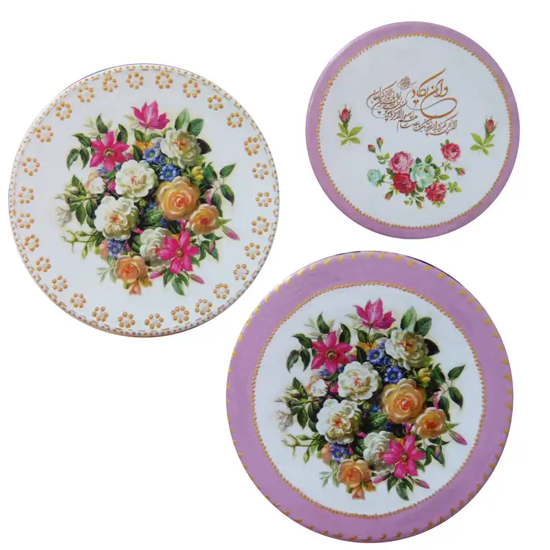 بشقاب دیوارکوب سفالی طرح وان یکاد و بوته گل کد 877 مجموعه 3 عددی