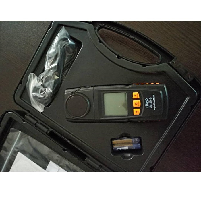 نورسنج دیجیتال تایپو مدل LM 20-B نورسنج دیجیتال تایپو مدل LM 20-B