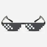 عینک فانتزی 8-bit Thug Life، ابعاد 15&times;5&times;5 سانتی&zwnj;متر، وزن 50 گرم