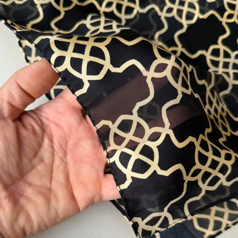 روسری زنانه مدل مینی اسکارف حریر مجلسی طلاکوب