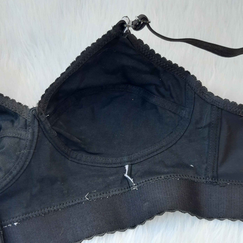 سوتین زنانه مدل نخ کتان کش پهن