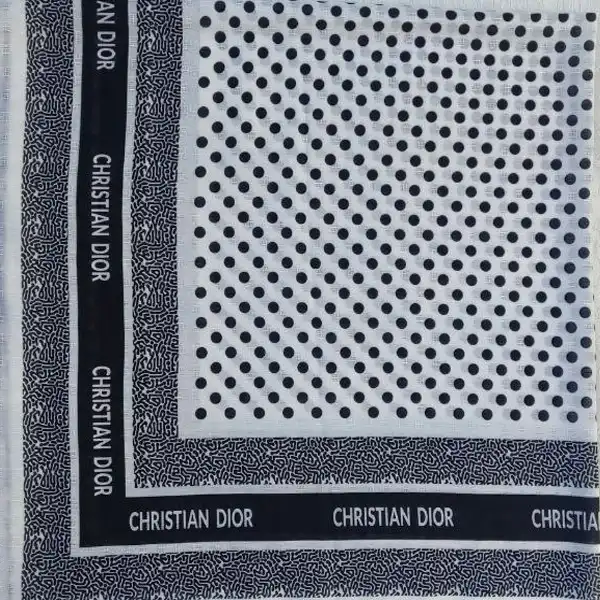 روسری زنانه مدل نخی توپ توپی قواره 120 کد rtopi