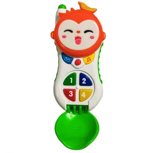 اسباب بازی مدل موبایل تاشو موزیکال طرح گربه چراغدار کد CY1013-4A