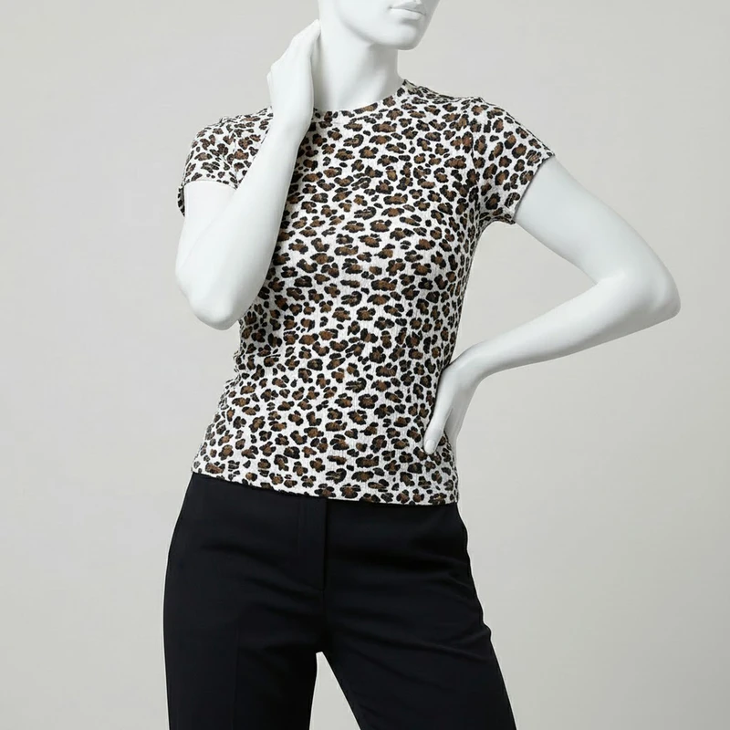 تی‌شرت آستین تا روی شانه زنانه مدل پلنگی کد 003