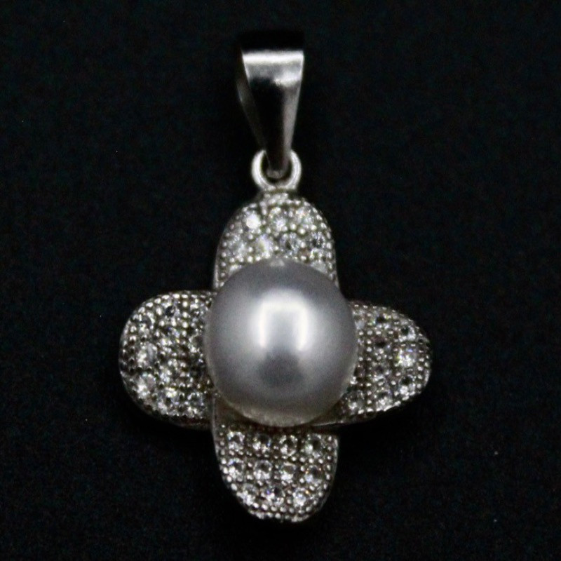 آویز نقره زنانه مدل 2020