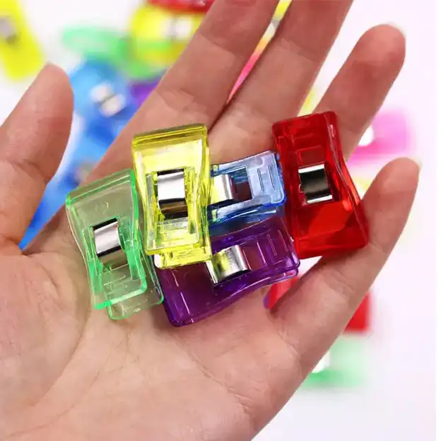 گیره نگهدارنده پارچه مدل 02 بسته 10 عددی