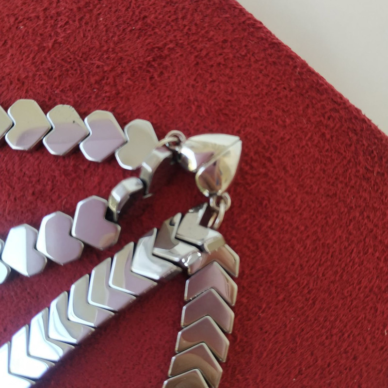 دستبند مدل مگنتی طرح قلب  کد MZ3 مجموعه 2 عددی