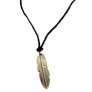 گردنبند مردانه مدل wing