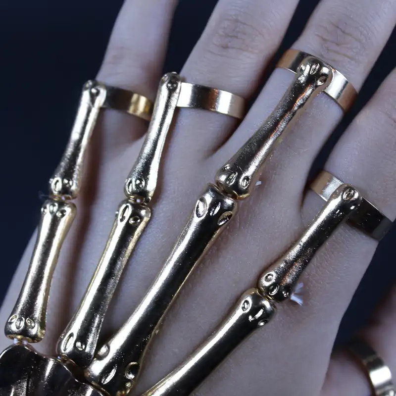 دستبند مدل پنجه طرح اسکلت و استخوان دست