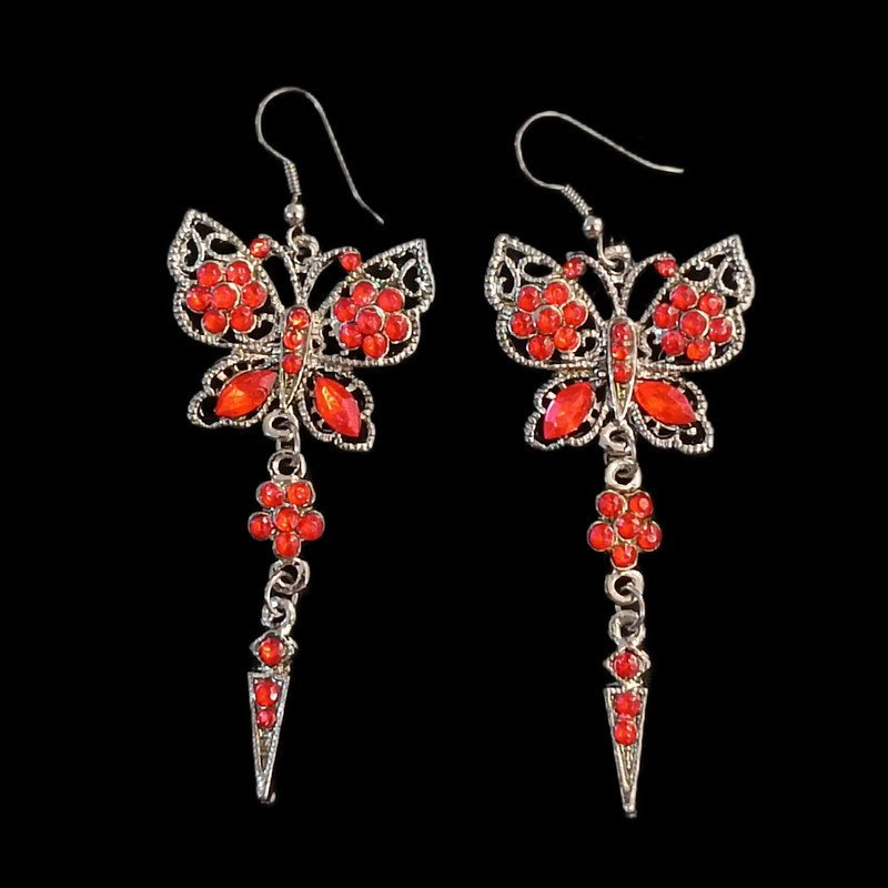 گوشواره زنانه مدل پروانه هندی نگین دار گوشواره زنانه مدل پروانه هندی نگین دار