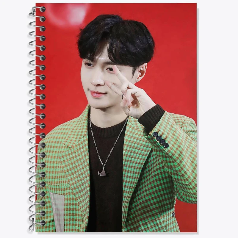 دفتر زبان 50 برگ خندالو مدل دو خط طرح لی گروه اکسو EXO کد 13433