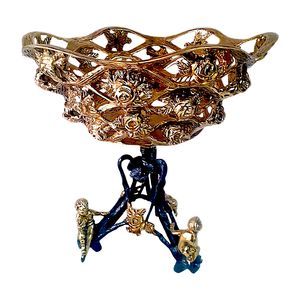 میوه خوری برنجی مدل پسرک گل رز کد H-1309