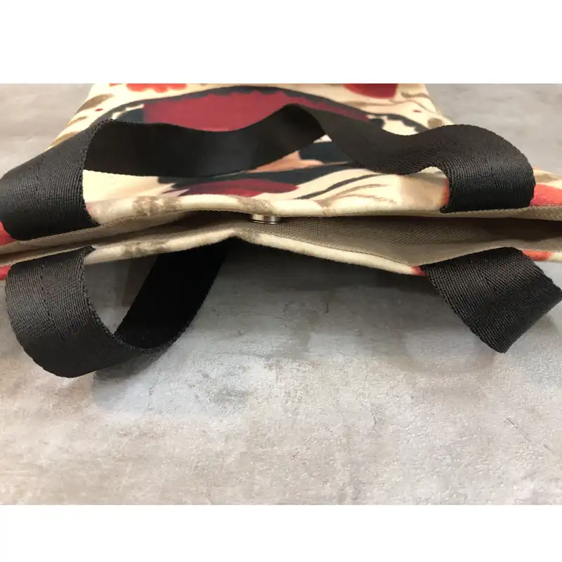 کیف دوشی زنانه مدل مخمل اسکارلت