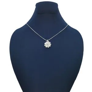 گردنبند نقره زنانه مدل گل صدف کد Q004