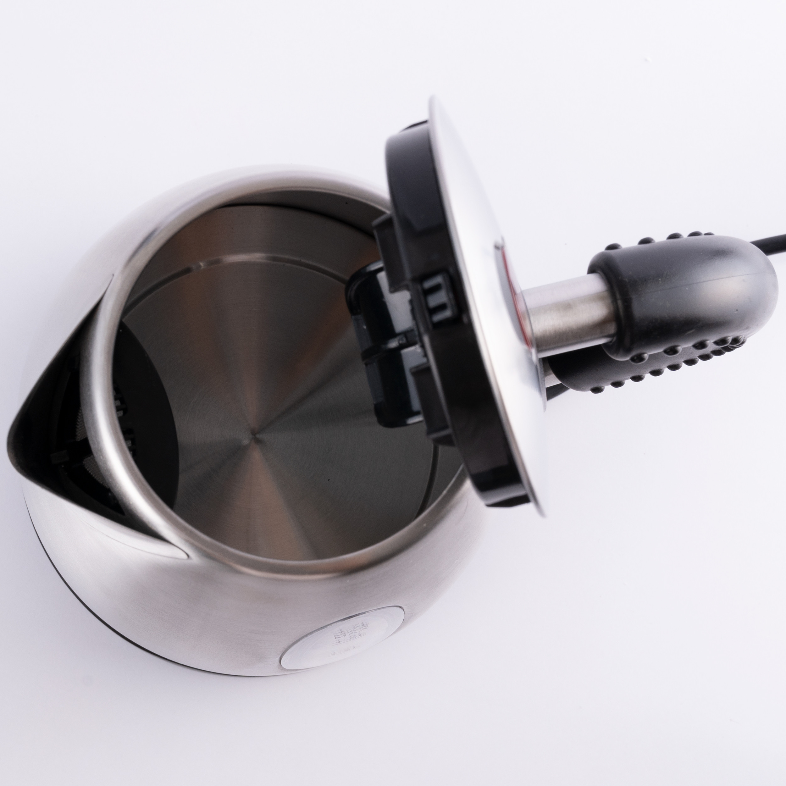 کتری برقی لکسیکال مدل LEK-1410