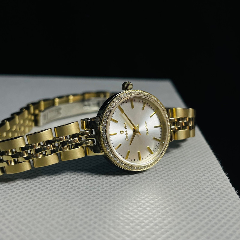 ساعت مچی عقربه‌ای زنانه سوئیس آرت مدل 620001-07