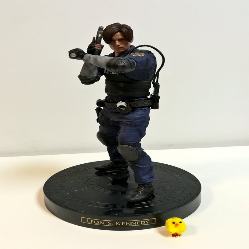 اکشن فیگور مدل Leon s. Kennedy
