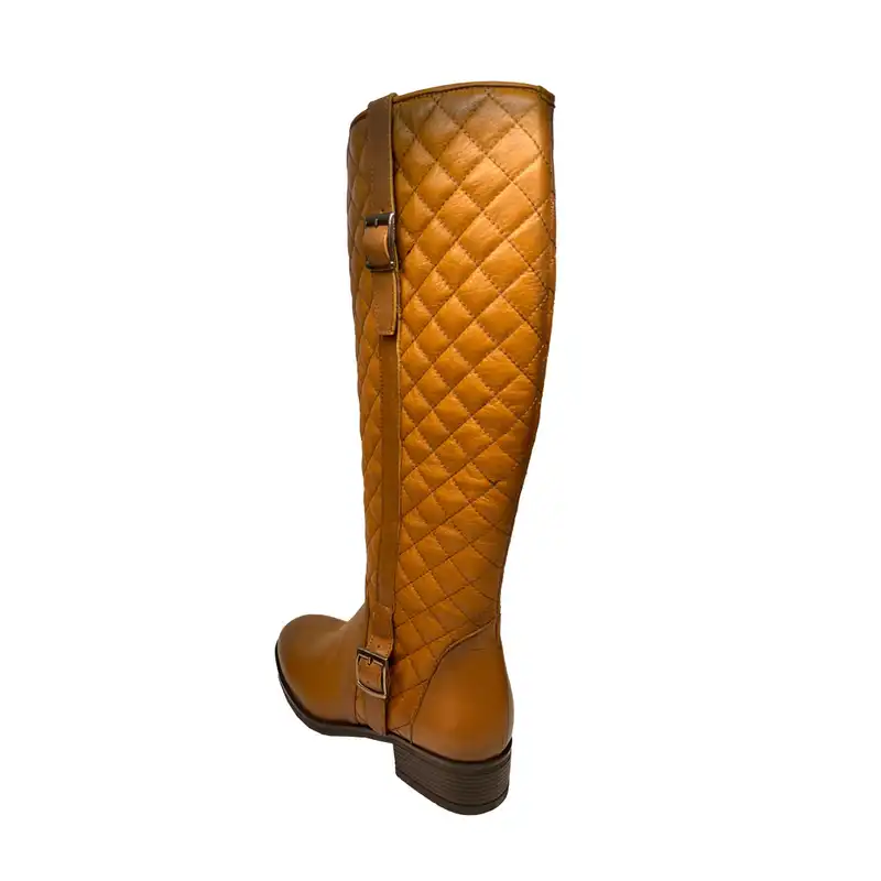 بوت زنانه سرزمین چرم کد 145303 رنگ عسلی