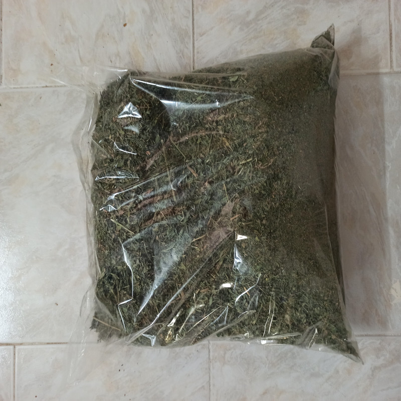 برگ یونجه کد 025 وزن 2.5 کیلوگرم مجموعه 2 عددی