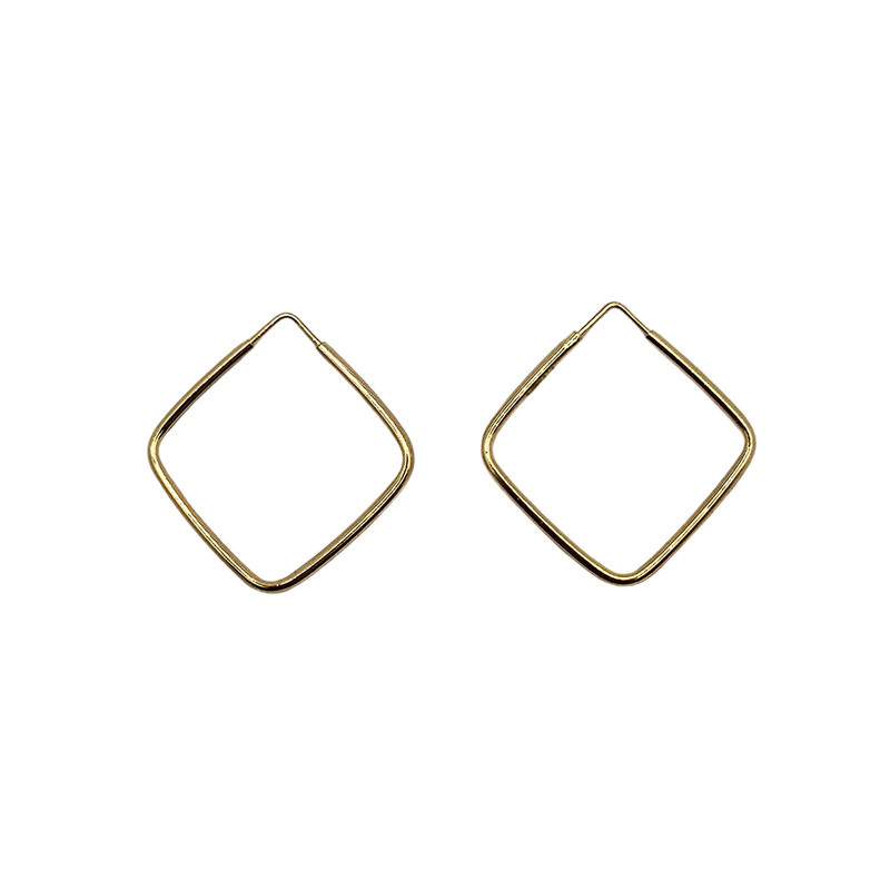 گوشواره طلا 18 عیار زنانه درگونه مدل حلقه ای لوزی کد 20M