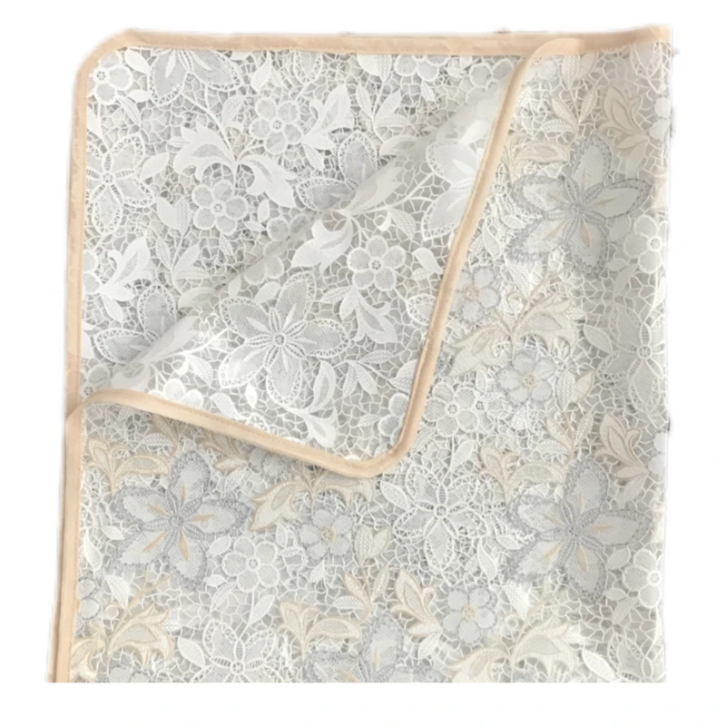 سفره 8 نفره مدل رویال طرح گیپور سایز 140×140 سانتی متر کد 05