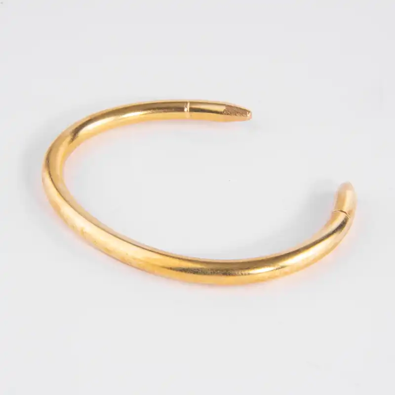 دستبند مدل گرد