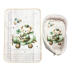 آغوشی نوزاد مدل خرس خلبان کد Rn21 به همراه زیرانداز تعویض نوزاد